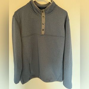 Men’s XL Johnnie O Ribbed 1/4 Button Down Heather Blue Top